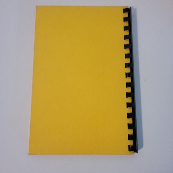 Chinese Aromas from Aunty Daisy's Kitchen Autographed Cookbook 1978 - Picture 2 of 6